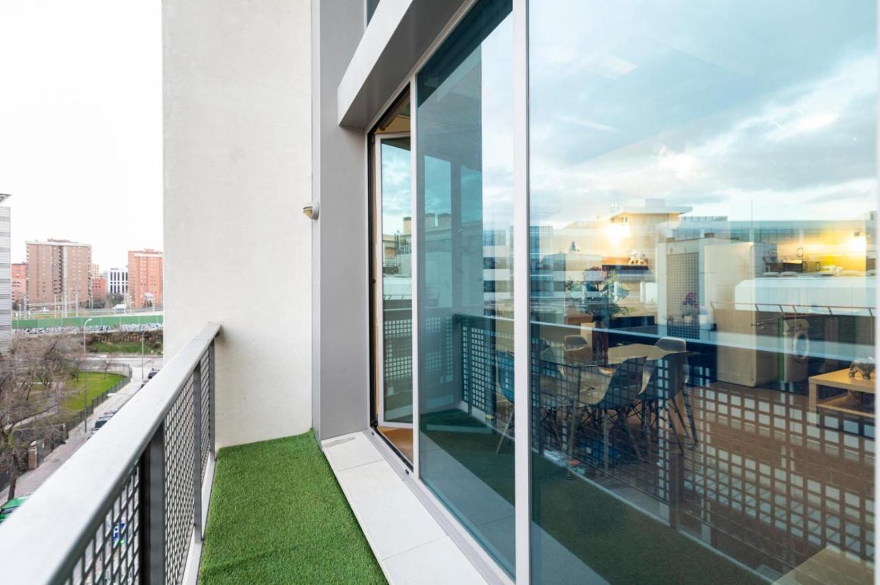 Oshun Sanchinarro Apartment Madrid Exterior foto