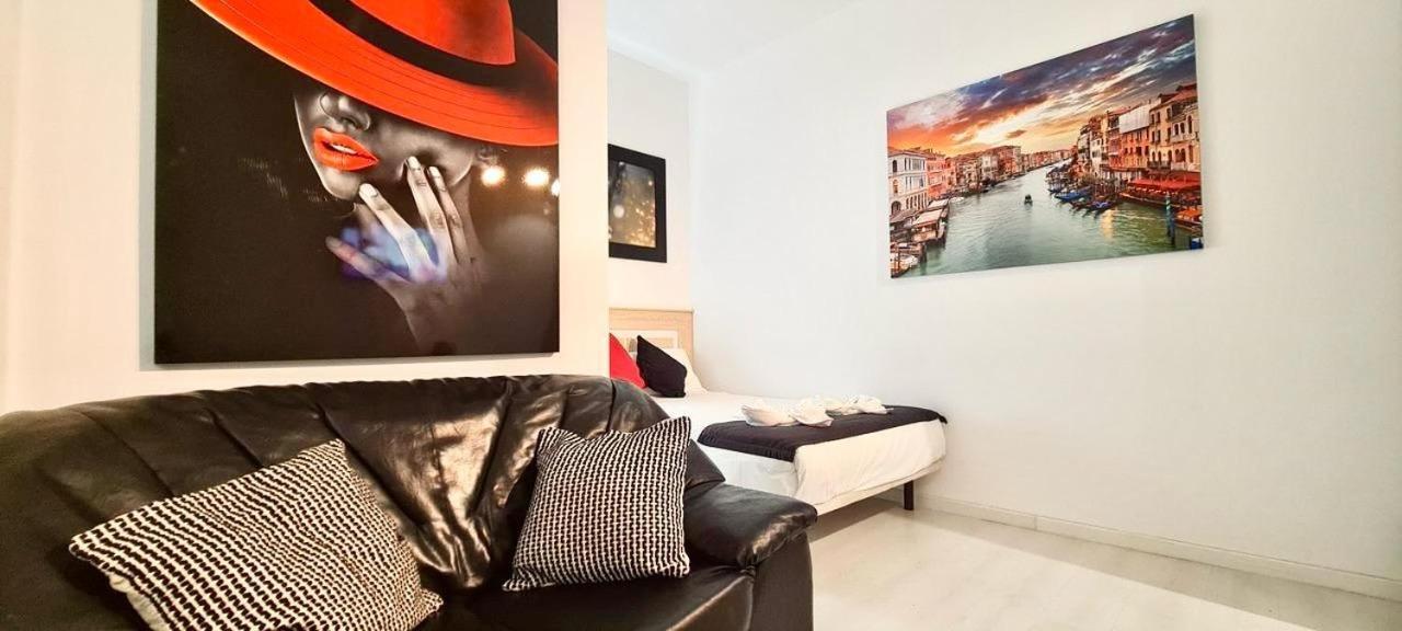 Oshun Sanchinarro Apartment Madrid Exterior foto